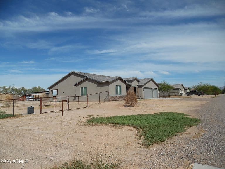 21032 W SHASTA Street photo 2