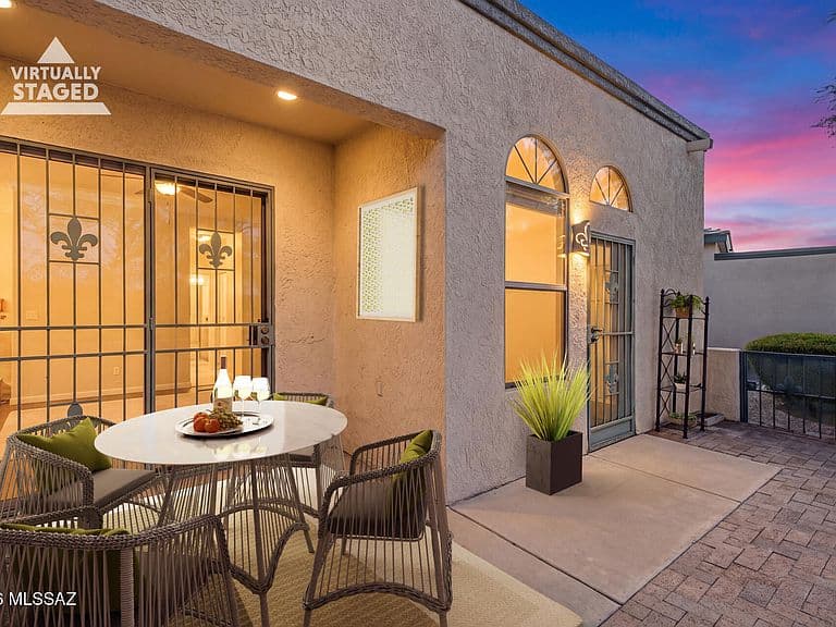 2414 W Via Di Silvio photo 3