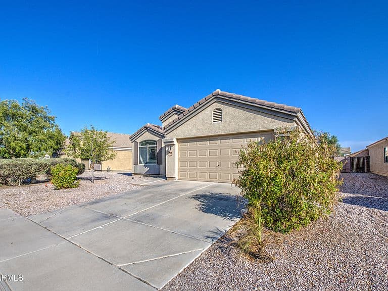 10549 W MAGNOLIA Street photo 2
