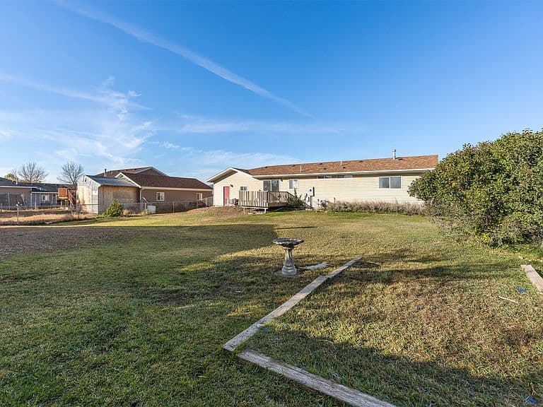8277 Eagle Dr photo 5