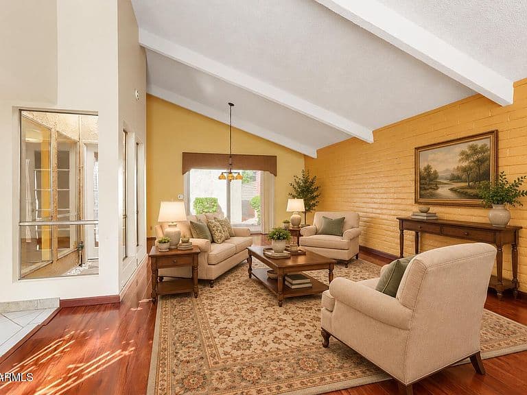 7918 E BONNIE ROSE Avenue photo 3
