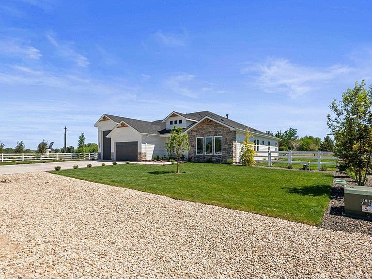 24990 Belgian Way photo 5