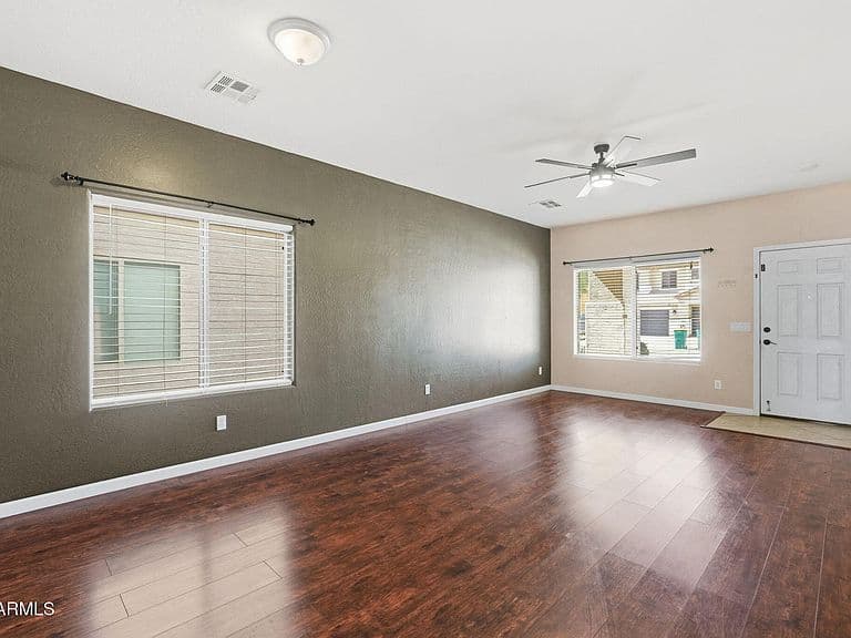 10726 E WALLFLOWER Lane photo 2