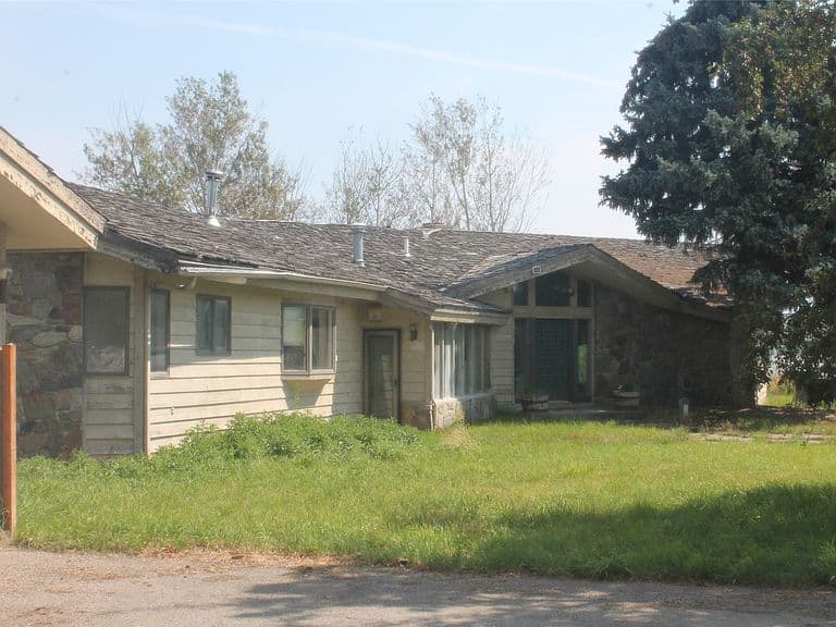 159 Westland Dr photo 3