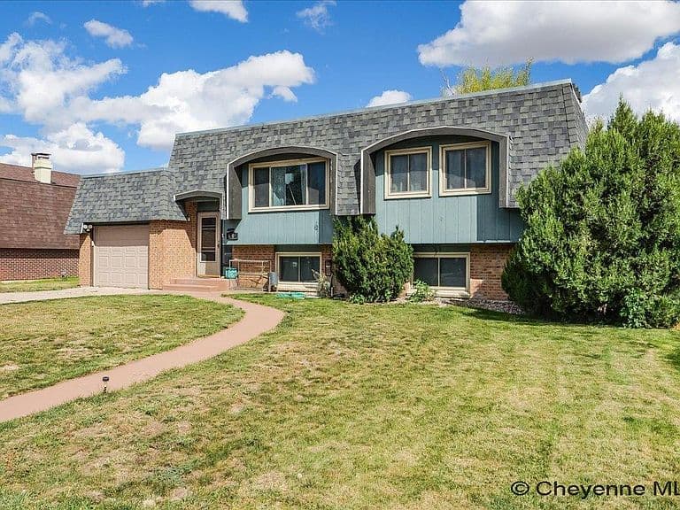 6909 Bomar Dr photo 2
