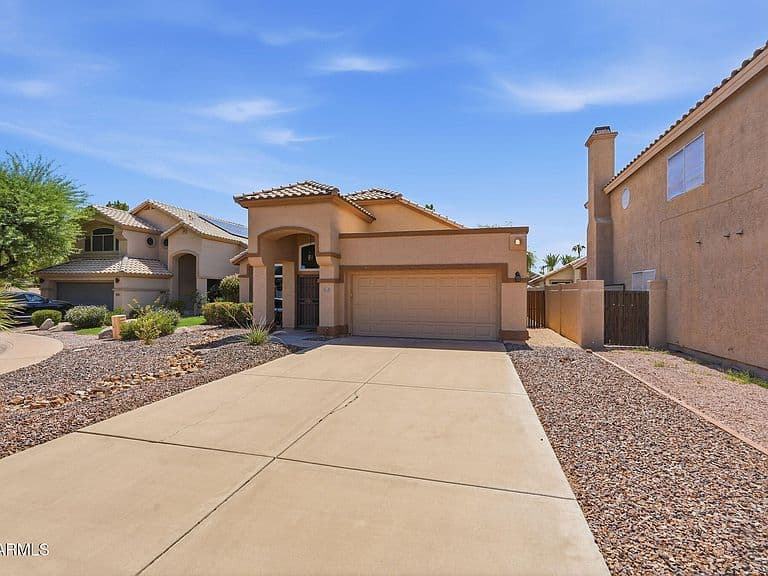 175 W PALOMINO Drive photo 2