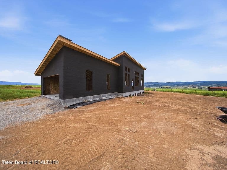 30 Clyde Cir photo 4