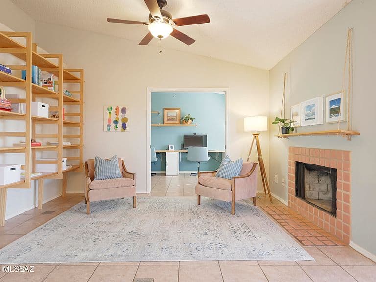 5327 W Swallow Dr photo 5