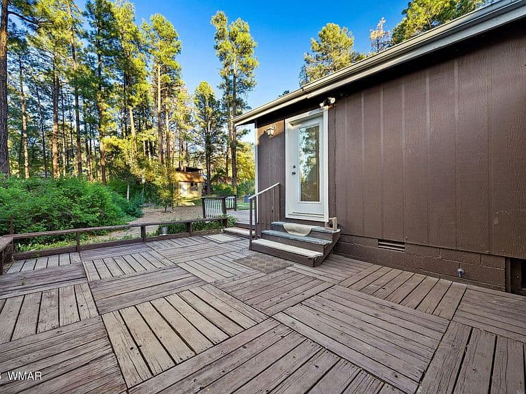 1009 Chaparral Dr photo 5