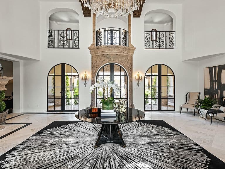 6721 E Cheney Dr photo 5