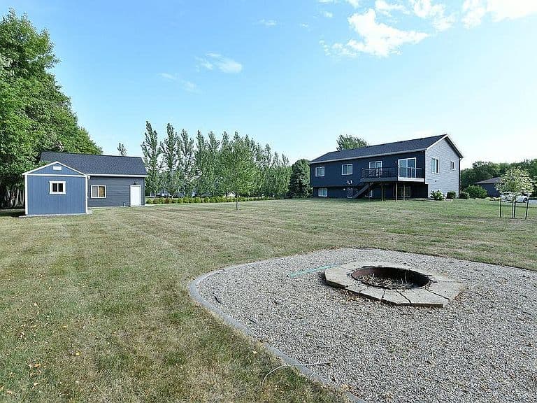 8018 Aquarius Dr photo 4