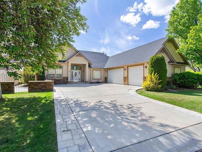 1861 Canyon Park Ct photo 2