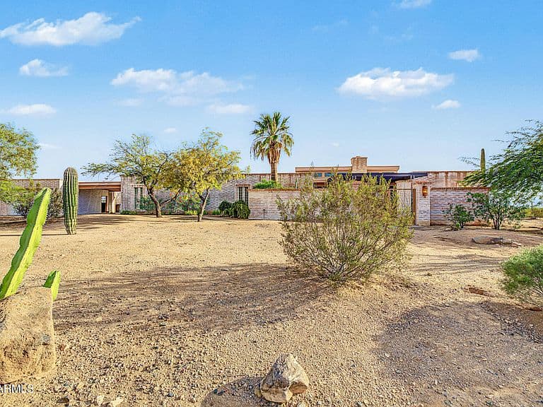 12609 E DOUBLETREE RANCH Road photo 3
