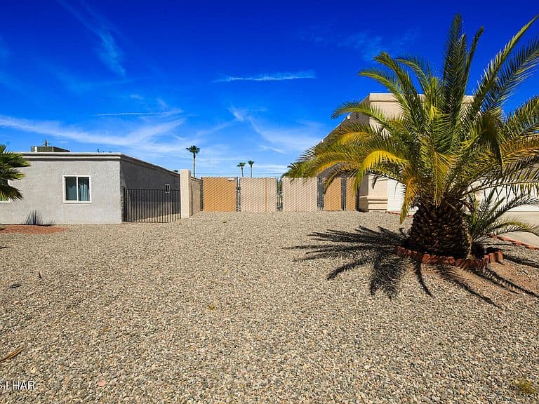3811 Sloop Dr photo 3
