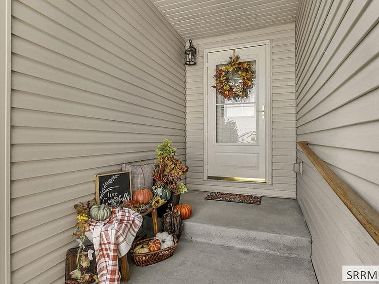655 W Dove Cir photo 4