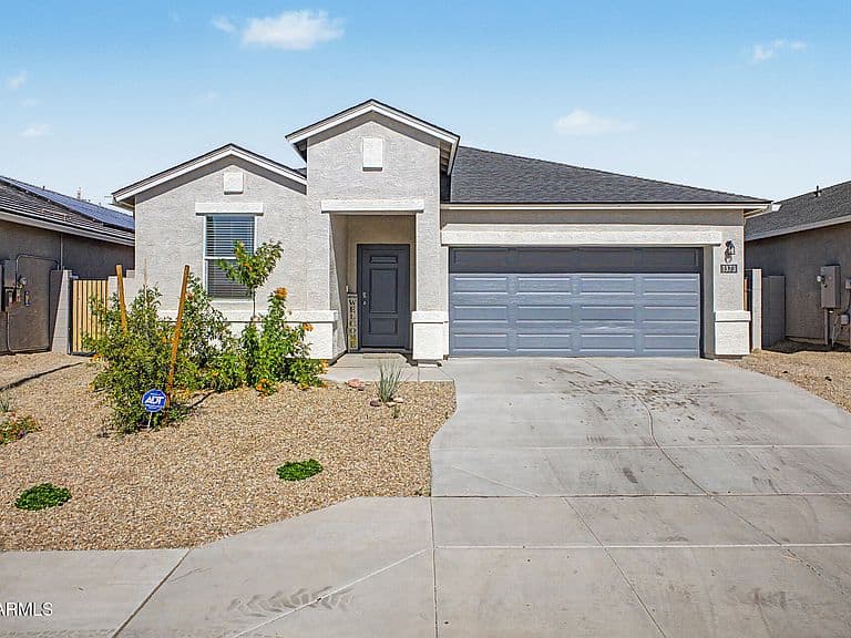 1373 S VISTA Avenue photo 1