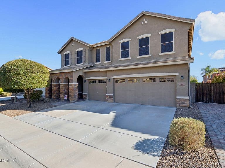 18049 W IVY Lane photo 2