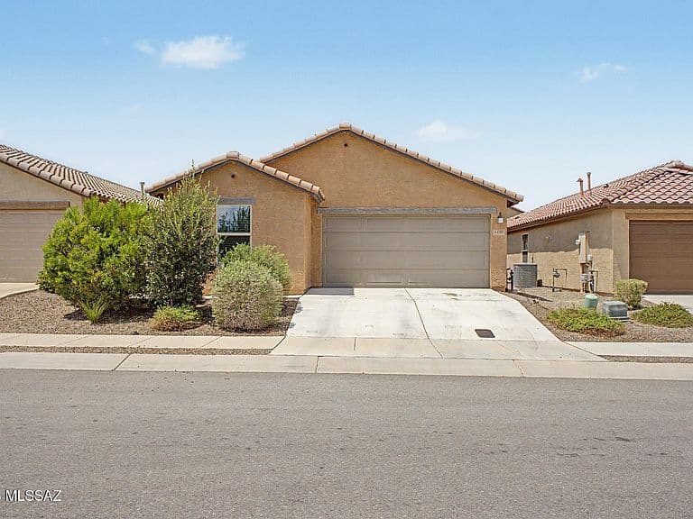 4400 S Sunrise Bluff Way photo 1