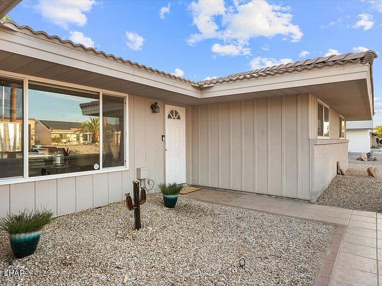 2750 Inca Dr photo 4