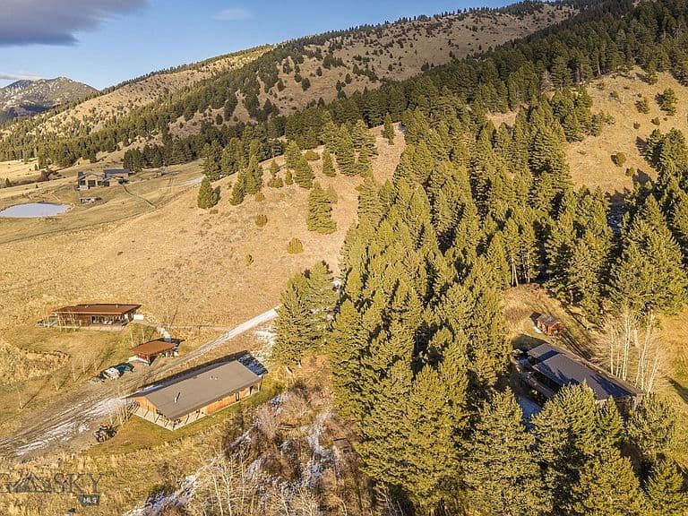 17640 Rocky Mountain Rd photo 3