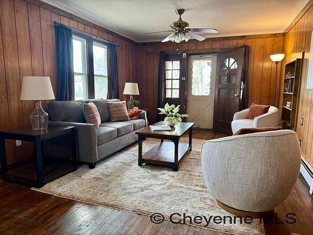 1200 W Pershing Blvd photo 4