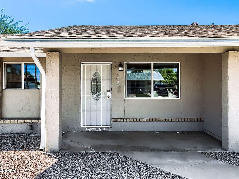 1727 W VILLA THERESA Drive photo 1