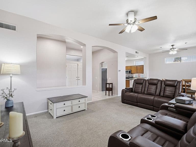 15107 W LAS BRIZAS Lane photo 3