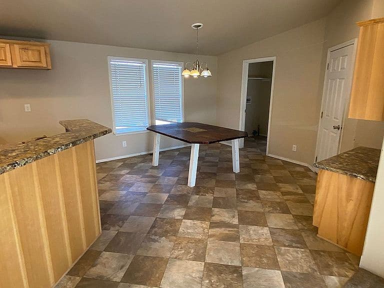 120 Jebens St photo 5