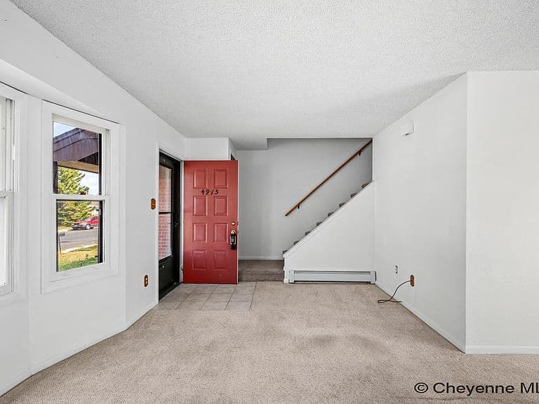 4915 Continental Pl photo 3