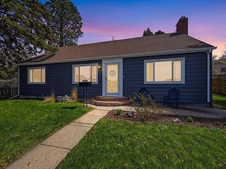 1300 Nellie St photo 2