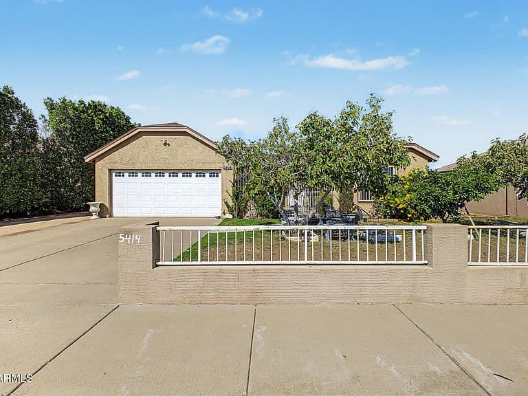 5414 W EUGIE Avenue photo 1