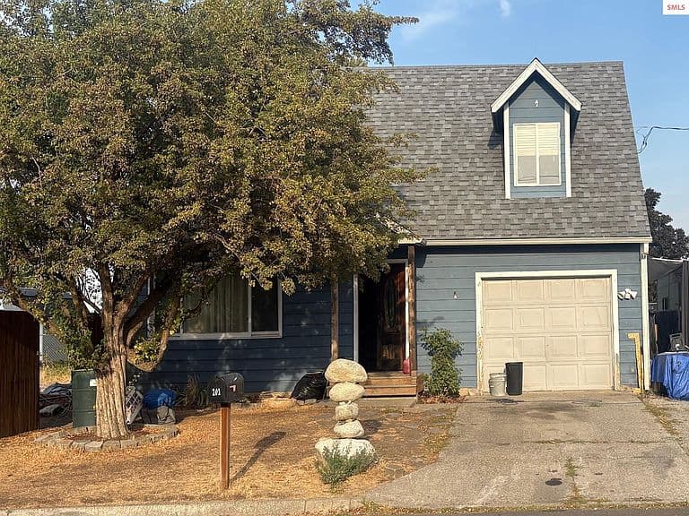 202 N Handy St photo 2