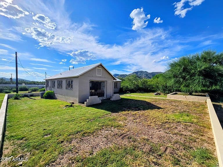 1188 S NACO Highway photo 2