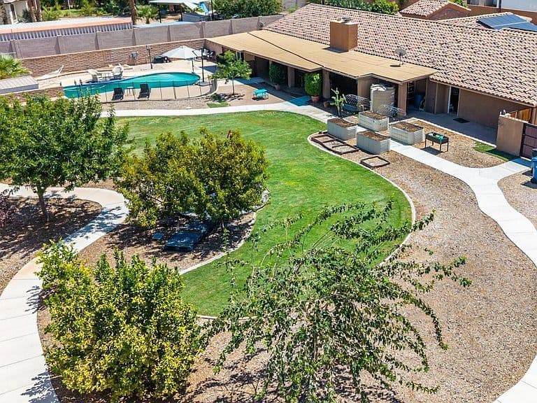 3109 N GILBERT Road photo 1