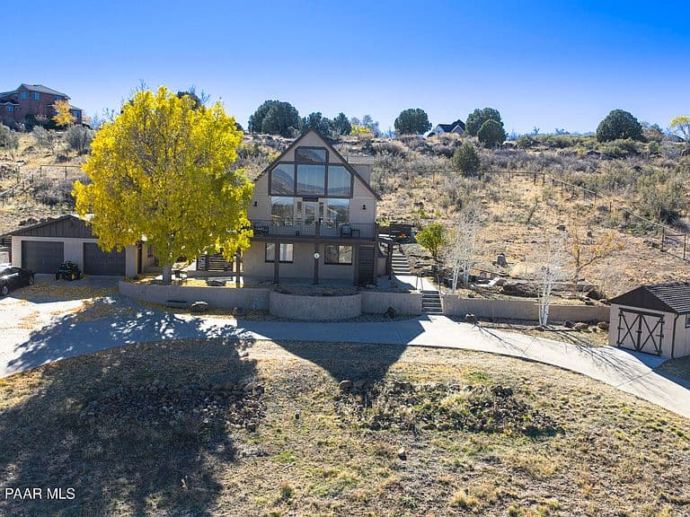 715 N Lakeview Dr photo 5