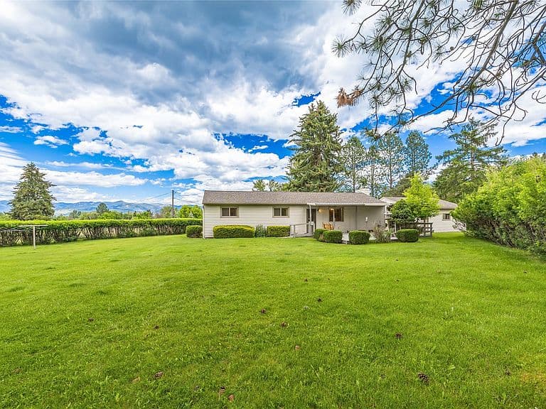 5121 Orchard Ave photo 4