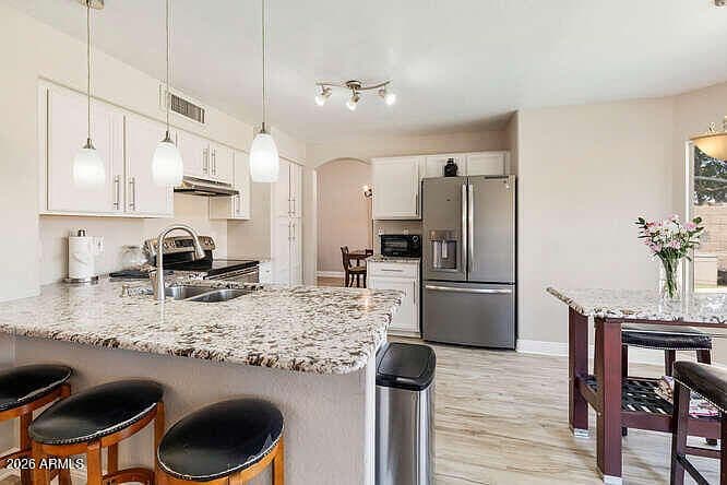 4820 W SHANNON Court photo 1
