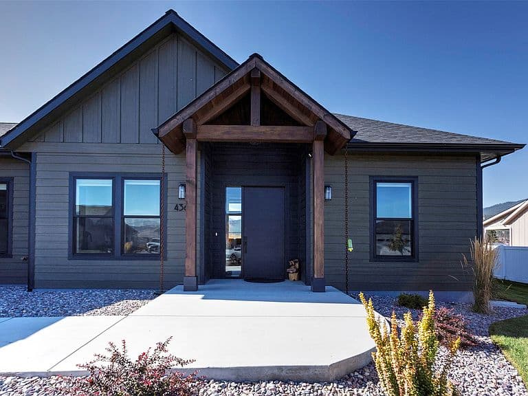 4369 Harrison Scott Dr photo 3