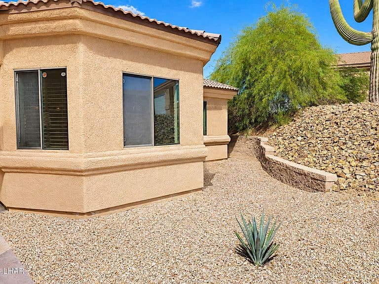3733 Hollister Dr photo 5