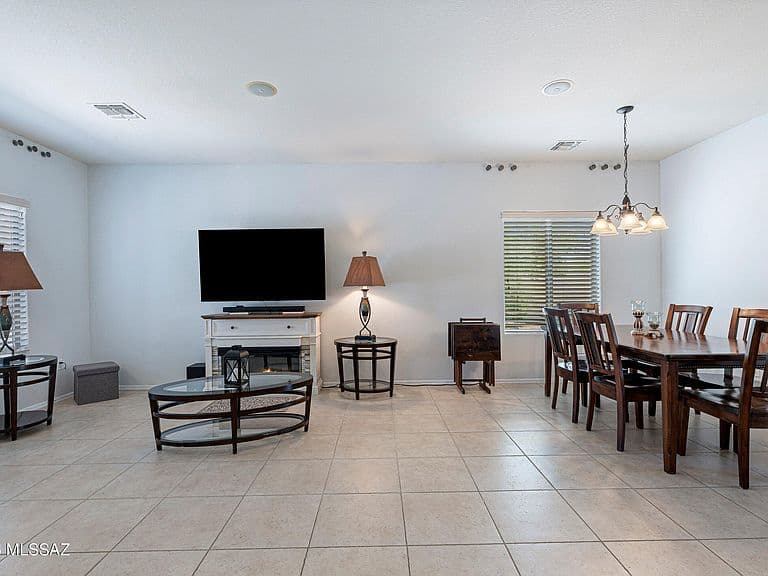 22205 E Statehood Ln photo 5