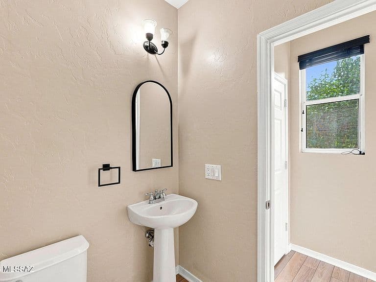 106 W Paseo Celestial photo 5