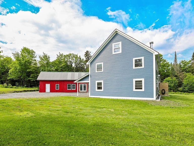 3329 Walden Hill Road photo 4