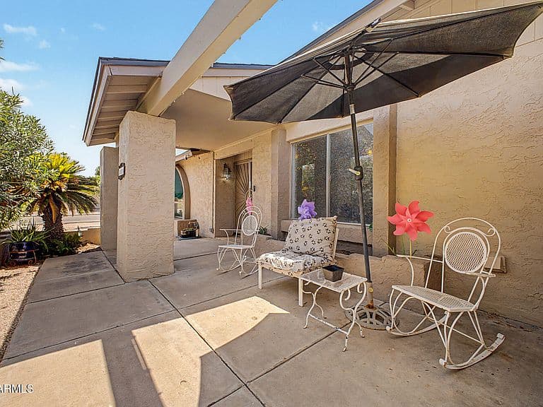 701 W LOS LAGOS VISTA Avenue photo 5