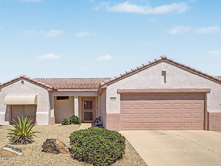 16446 W ROCK SPRINGS Lane photo 2