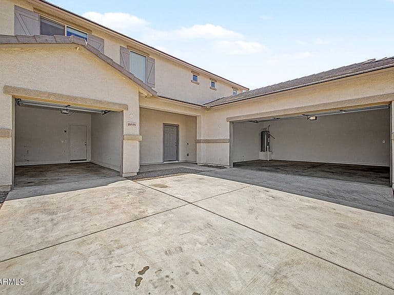 10555 W CROWN KING Road photo 5