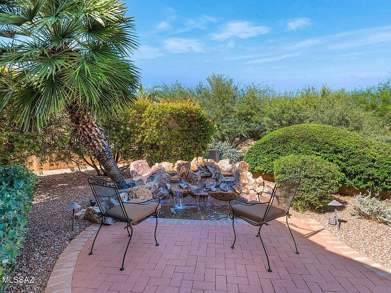 62370 E Redwood Dr photo 5