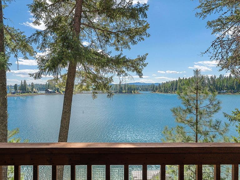 1130 Echo Lake Rd photo 1
