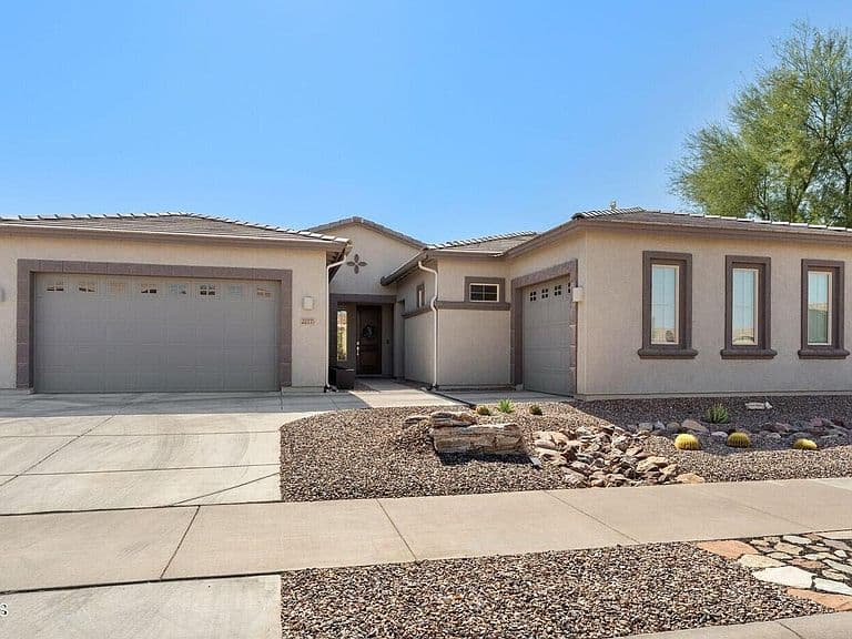 22335 E DUNCAN Street photo 2