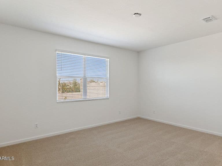 25446 W LA SALLE Street photo 5