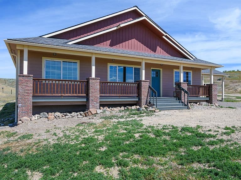 5671 Fairview Ln photo 1